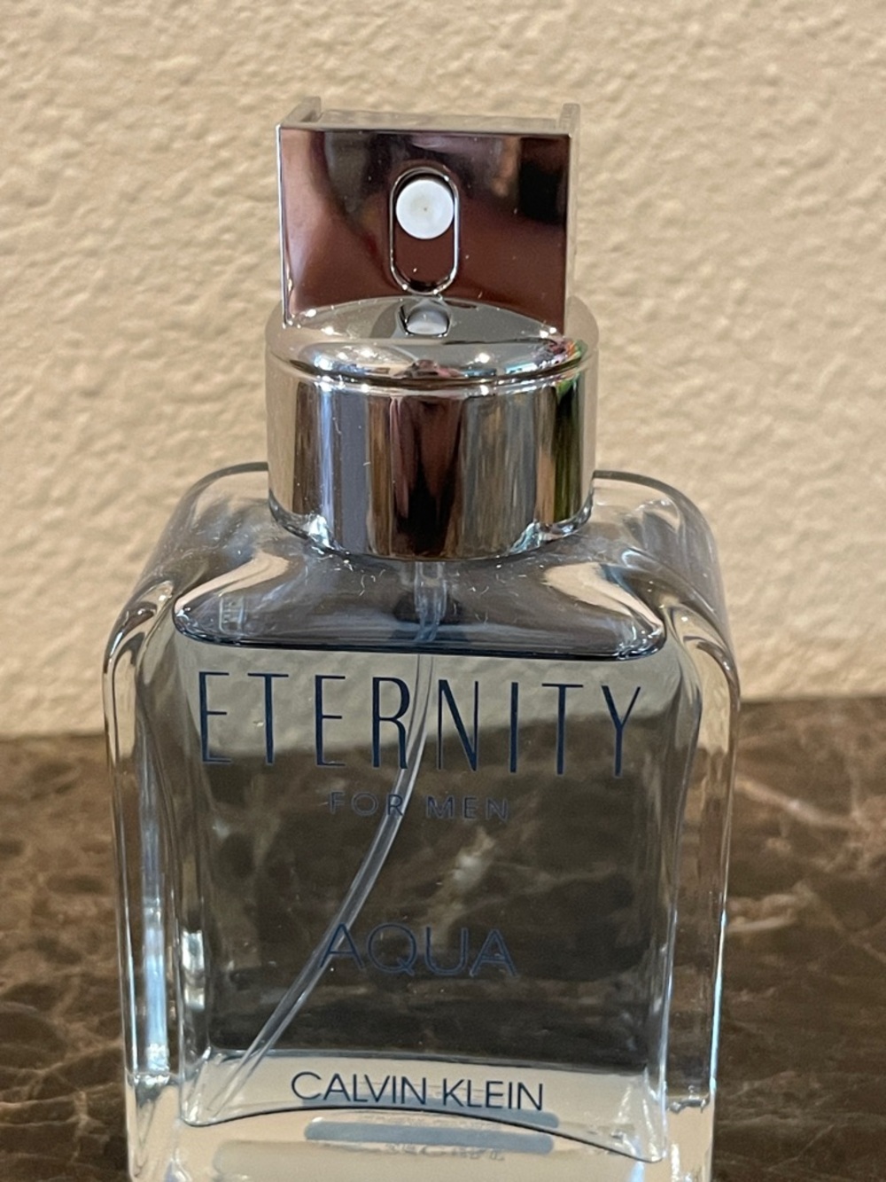 Calvin Klein Eternity Aqua for Men - Clear & Silver Bottle - Picture 6 of 6